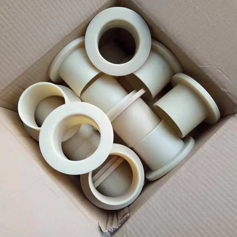 在啟動(dòng)減速機(jī)構(gòu)中尼龍齒輪得到了良好的用處